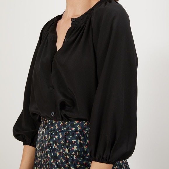 Tucker silk floral blouse - Picture 5 of 5